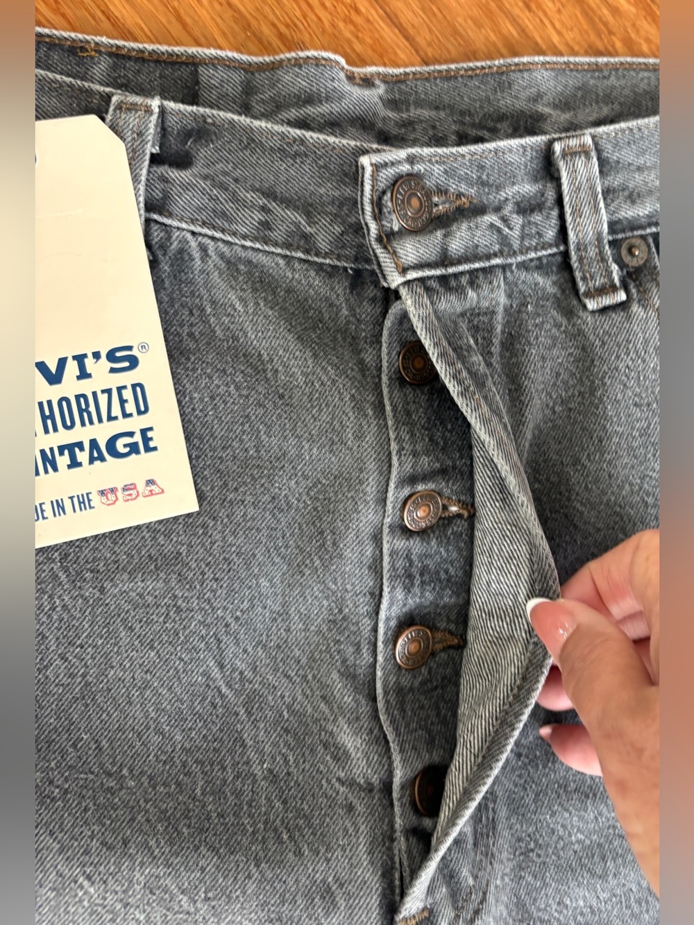 Levi's 501 Authorized Vintage Shorts Women's Grayish Black Denim Cutoffs 33W - Picture 4 of 13